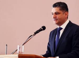 Премьер говорил о принципах