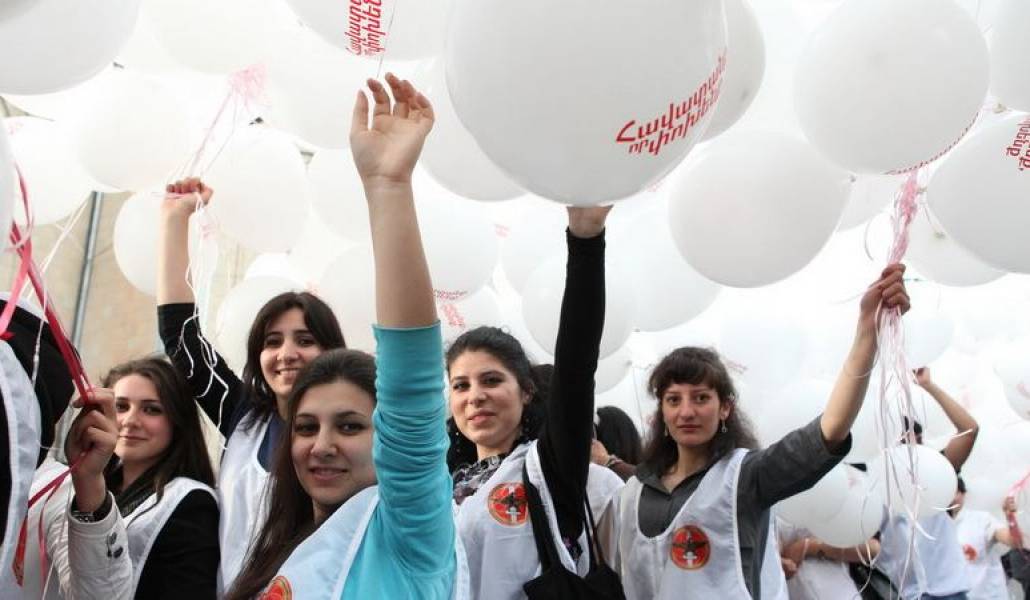 674240350a81aa323f7b7ec32261f7df