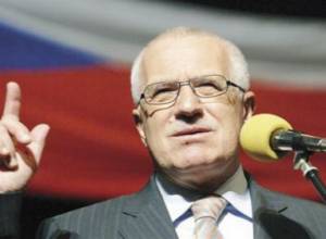 Саргсян поздравил Клауса