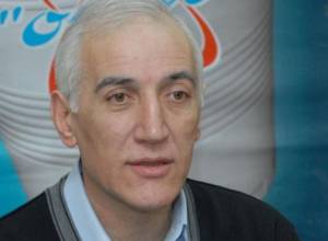 Член АНК ответил Ашотяну