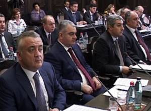 Правительство ищет хирурга