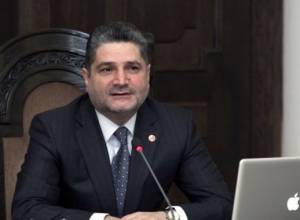 Премьер принял президента компании «Core Cross»