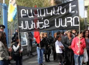 «Эрдоган должен сесть в тюрьму»