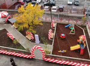 Открылся очередной благоустроенный двор