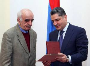 Артавазд Пелешян награжден