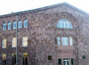 О дедушке Ленине столько сказок не слагали...