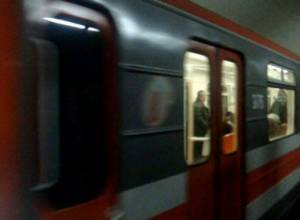 Число пассажиров метро сократилось