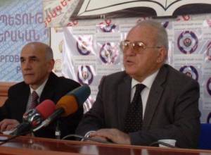 Нашли кости динозавров