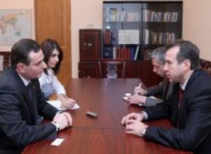 В НС обсуждались парламентские выборы в Беларуси