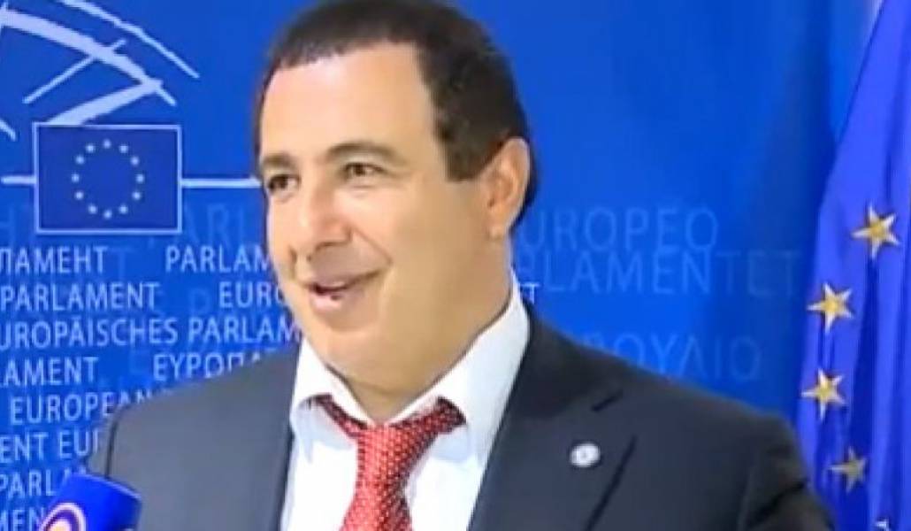 f6a3ac524cf497afeeb18c5c09b354b4