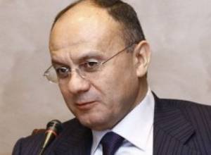 Сейран Оганян отбыл в Москву