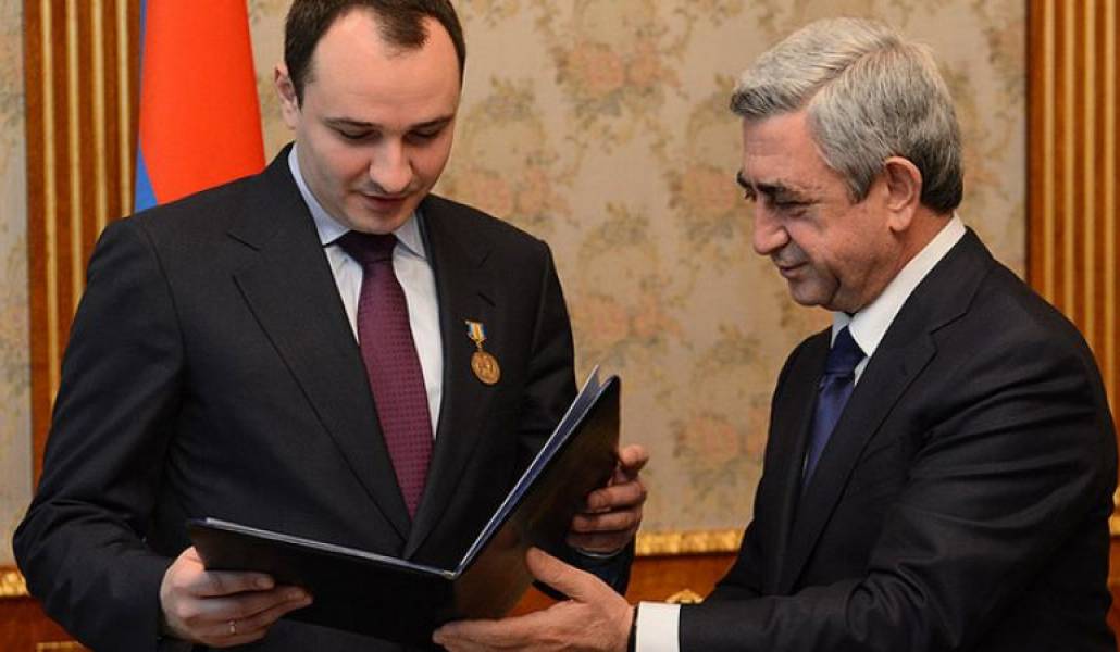 9cb5056daa3fcd984d7ab3c744fb8bfc