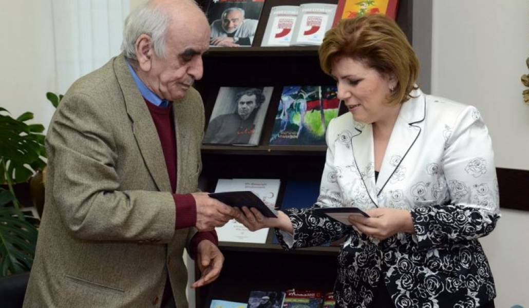 8094a47ba77c8400a31e94111d359c47