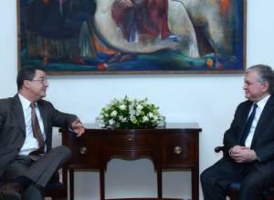 Налбандян принял госсекретаря