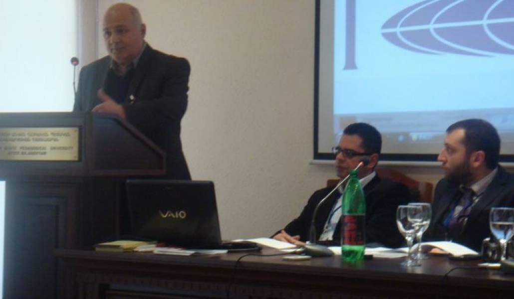 06ba3fc861dbe6659e2886d675811dbe