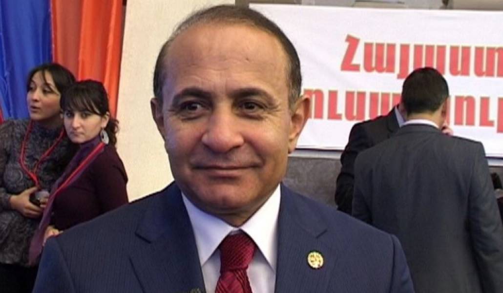 ce5ad16083bea6cdb94144b51e96f840