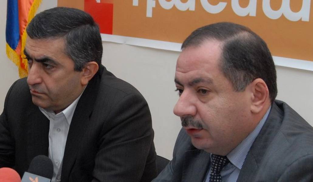 c1883d94f7053af1eafafe8c9411d3b2