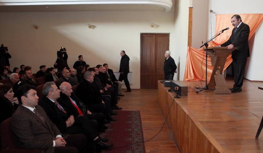 c74fdb4f9278789f39039c5b1868d183