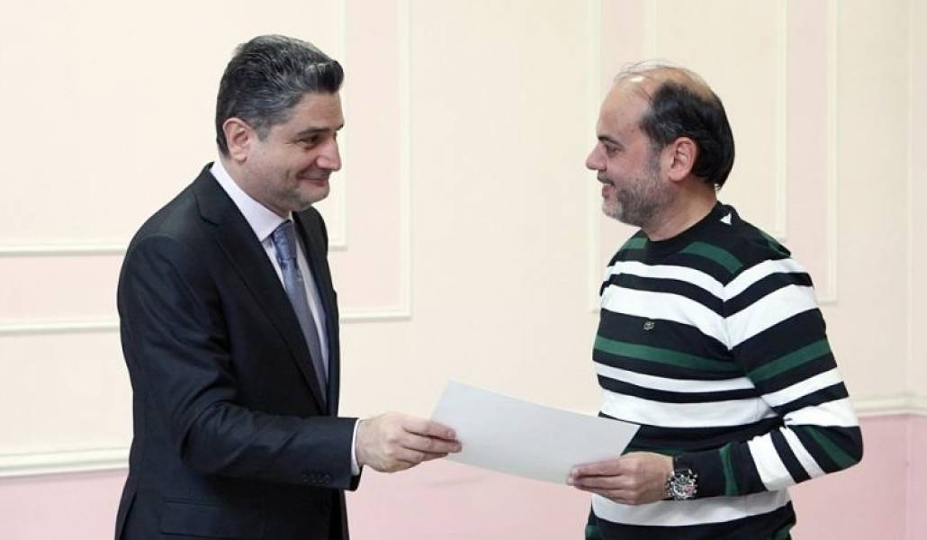 0e991591d67d45b56d4dd84b2240913c