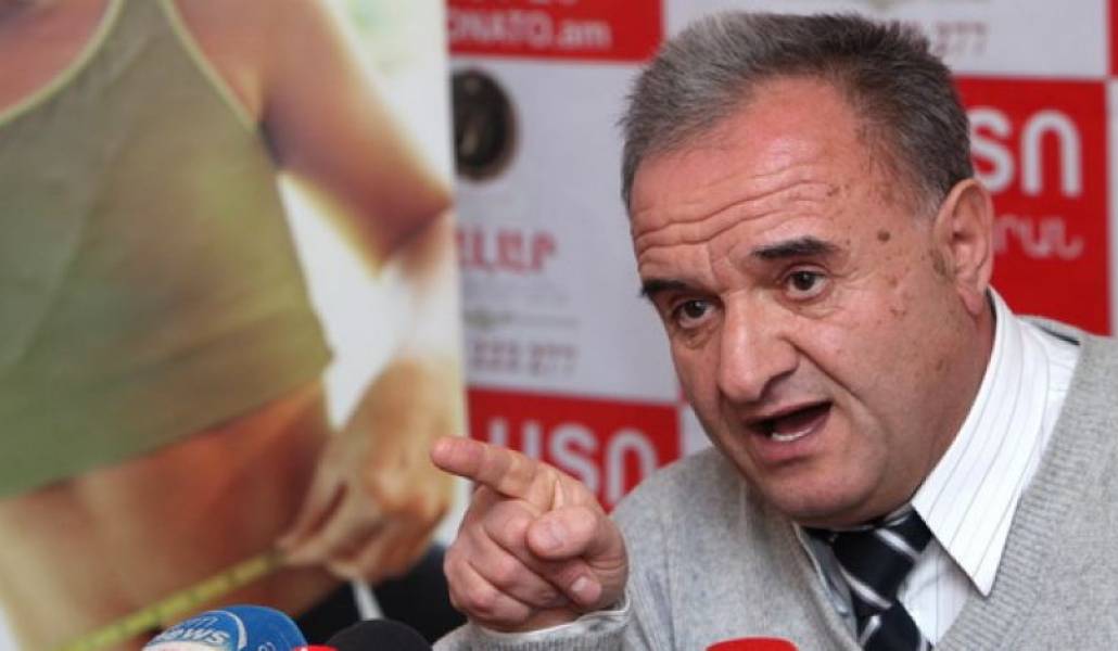 58ec2ef48f2dfa90c5239357c79f2d04