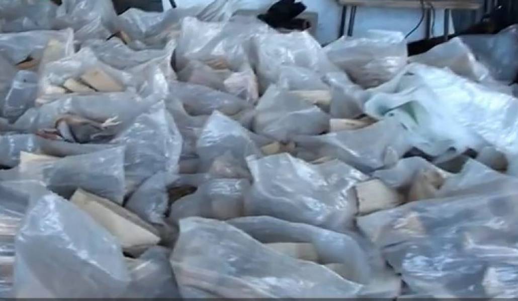 7f6b15985a9027348064779adb03f2c7