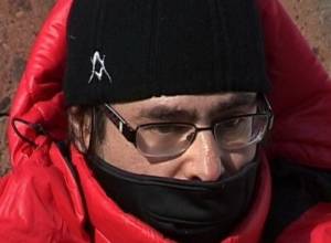 К голодающему присоединится друг?