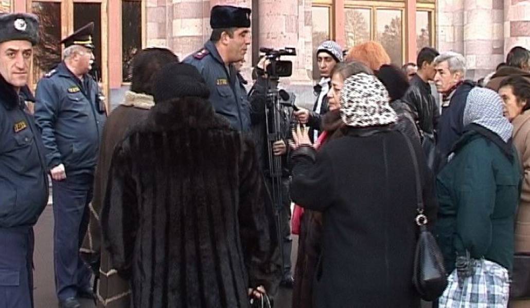 73ee16a517643a13db7bd16d786b1534