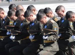 Грант Багратян поздравил
