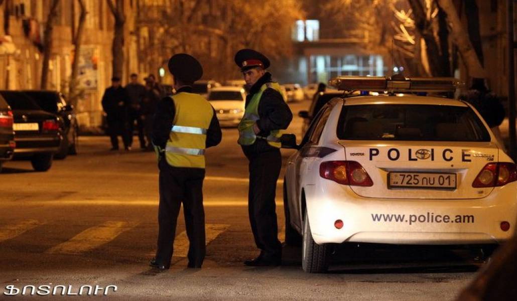 70b685fd6e62a32070c4201f7ce0b715