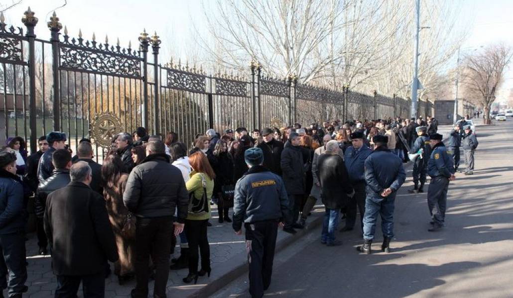 04444026a11766efe335b1e852c0e16e