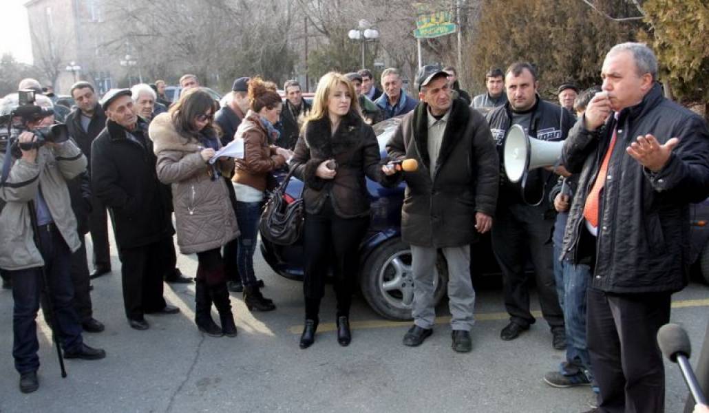 80f3450435f3442e3142300d400e35d4