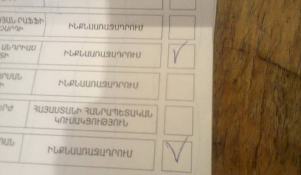 997dd80273686b577bc59a3058371ffc