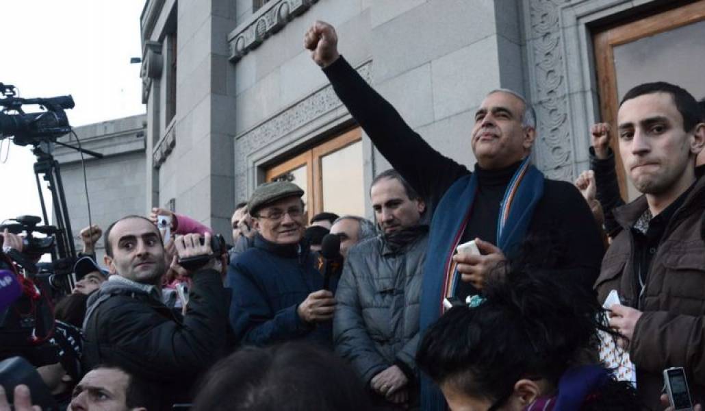 742c8d384371ae8bd2e5037fe53b9f88