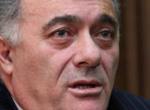 Рубен Акопян: у кого требовать отставку?