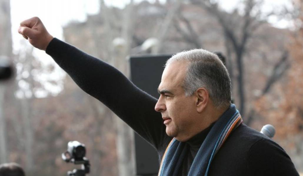 50b4447e6a869593467370c0a18fae74