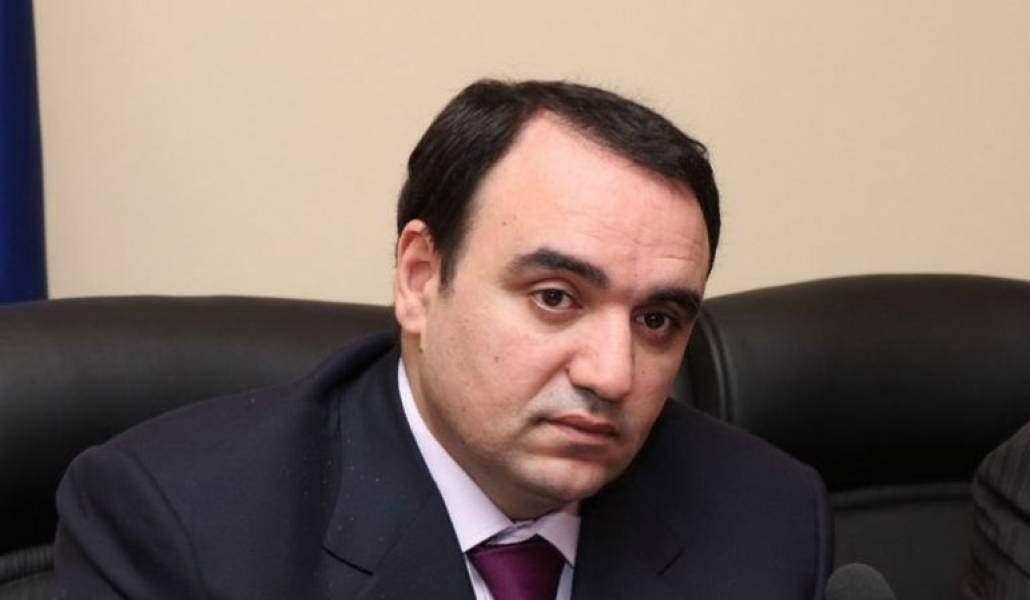 47b03e1826351b34c72c6d5cfe42aaa4