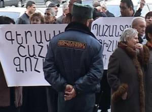 Принесут палатки к зданию Правительства