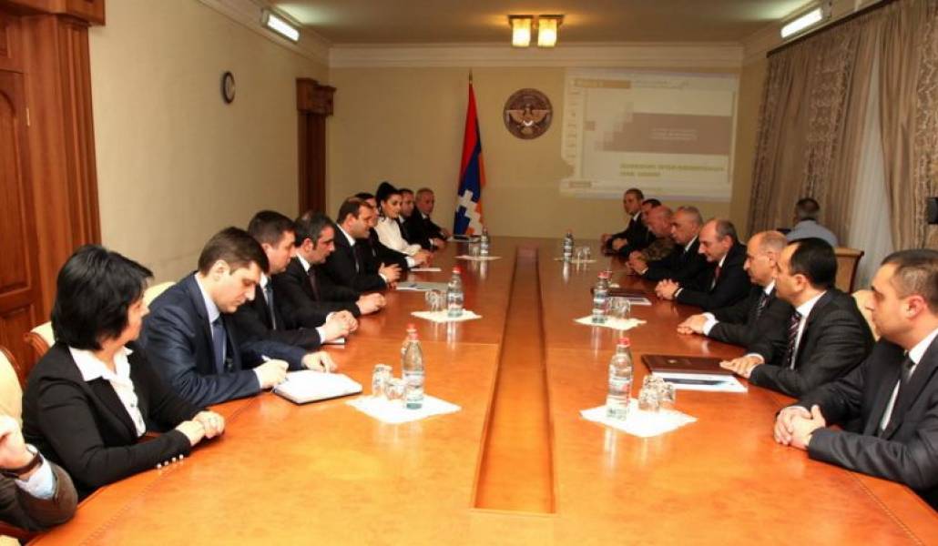 688922e1540b9a9c694b8f2a8f6b2667