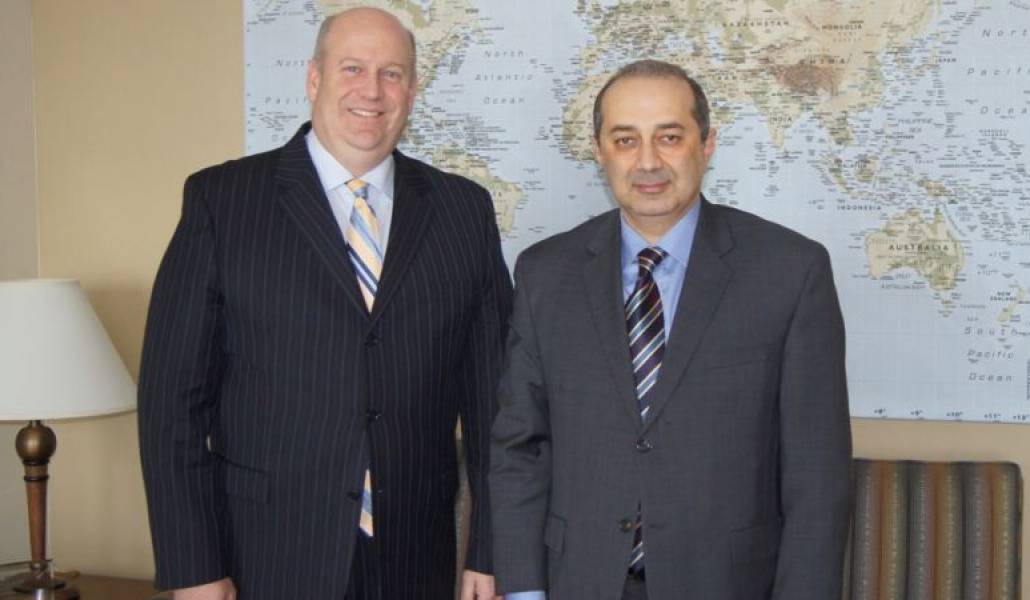 fde20cd2d2c6498e6ad5da18c606f4aa