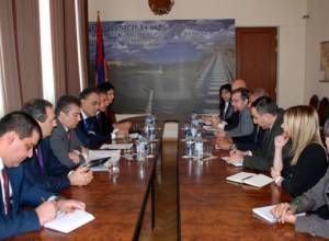 Бегларян принял представителей АБР