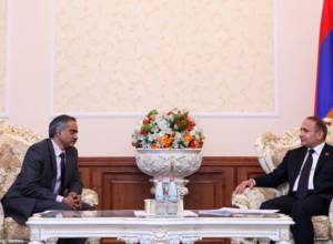 Абраамян принял  посла Индии