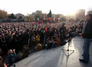 Раффи представил последние предложения Саргсяну