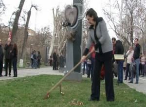 Министр Диаспоры приняла участие в субботнике