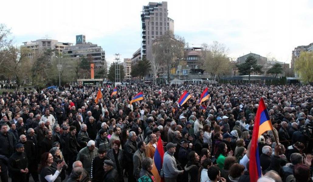 0260c4d4ddb12592014393a8bcf7d619