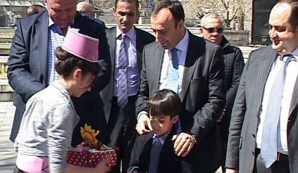 77a759208e4225fbbde988afa9c65898