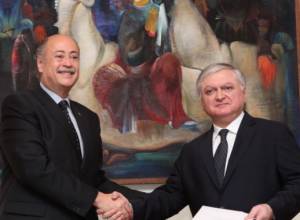 Налбандян принял новоназначенного посла Мексики