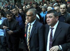 Взгляд на события: день спустя