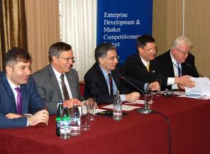 Хотят помочь Армении