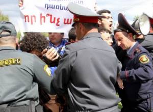 Столкновения в ходе акции