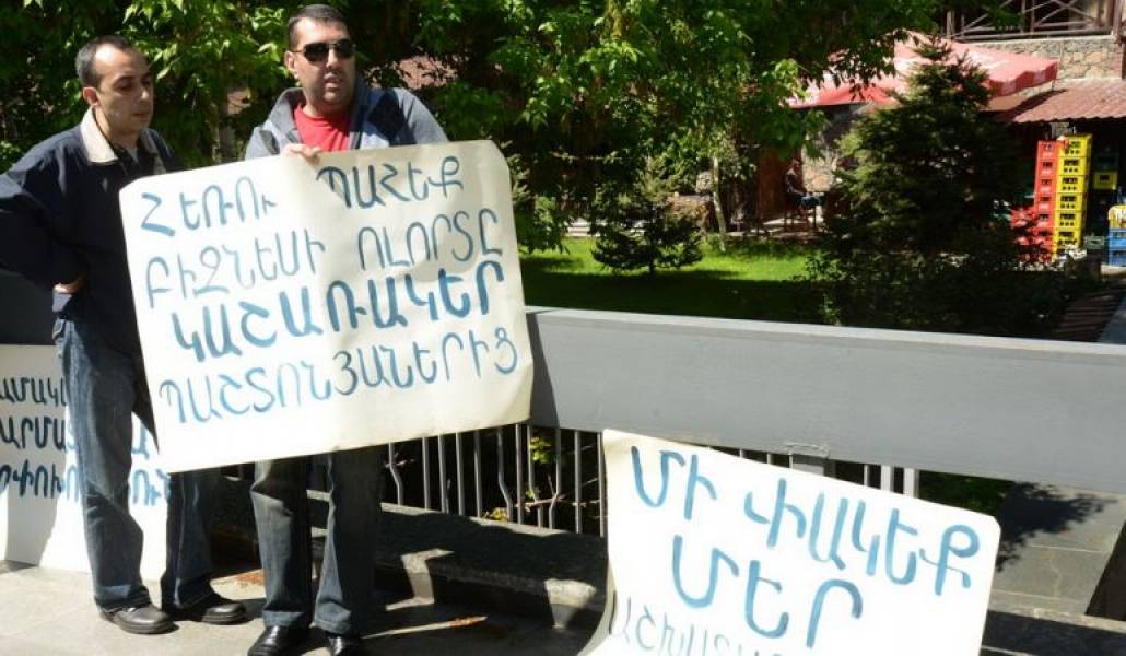 ad51f1d70a41005b8f91041d5f1d9e33